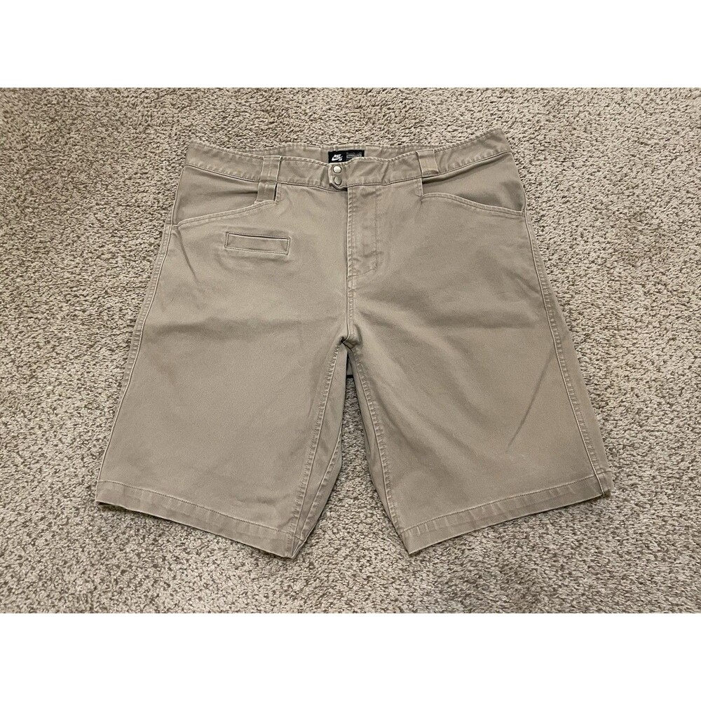 Nike SB Men’s Skateboard Shorts Size 38 Vintage Y2K With Ring Clip Khaki Tan